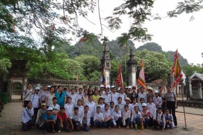 Tổ chức thăm quan đền thờ vua Đinh, vua Lê và rừng quốc gia Cúc Phương Ninh Bình cho học sinh khá giỏi